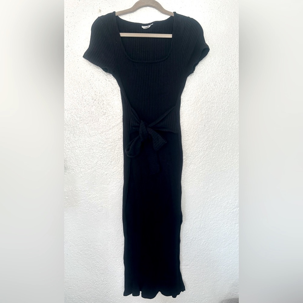 TOPSHOP • Black Ribbed Midi Tie Dress Size 8